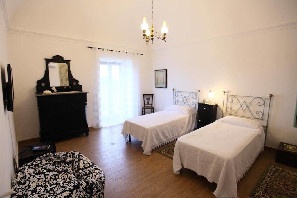 Agriturismo Serrafiori Casa Serrafiori Buitenkant foto