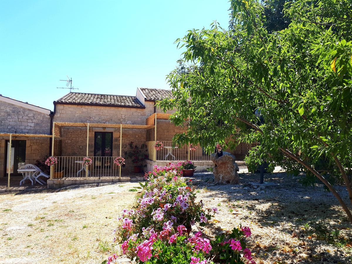 Agriturismo Serrafiori Casa Serrafiori Buitenkant foto