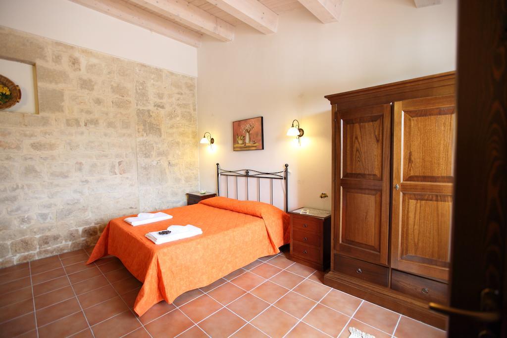 Agriturismo Serrafiori Casa Serrafiori Buitenkant foto