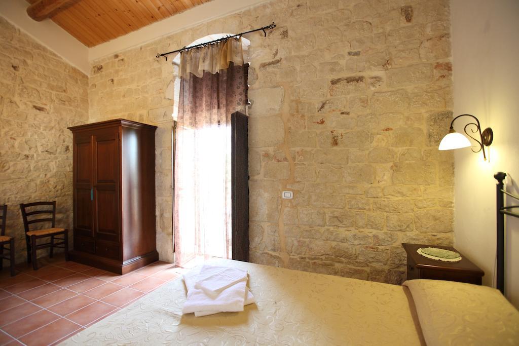 Agriturismo Serrafiori Casa Serrafiori Buitenkant foto